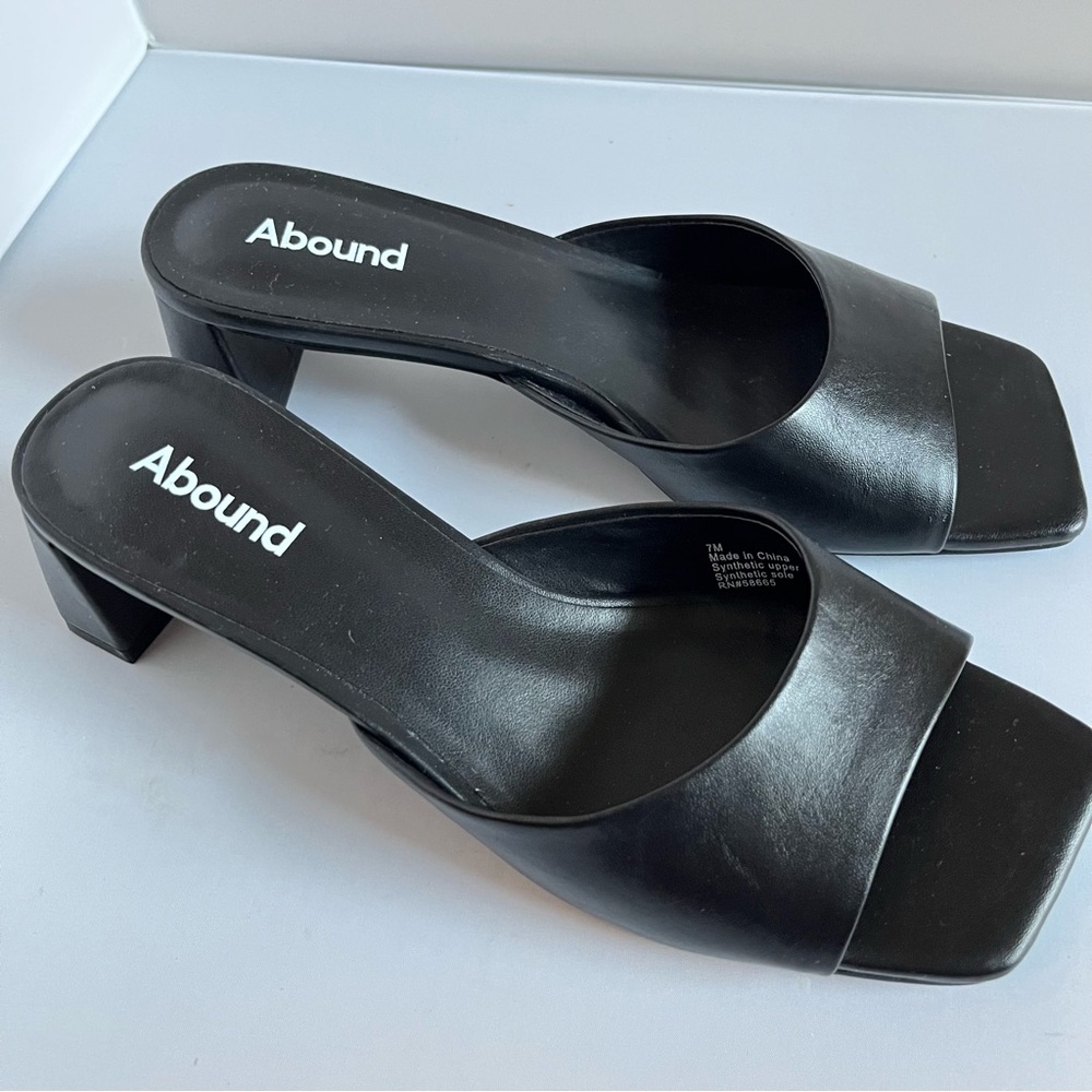 Abound Erica Block Heel Square Toe Slide Sandals Black